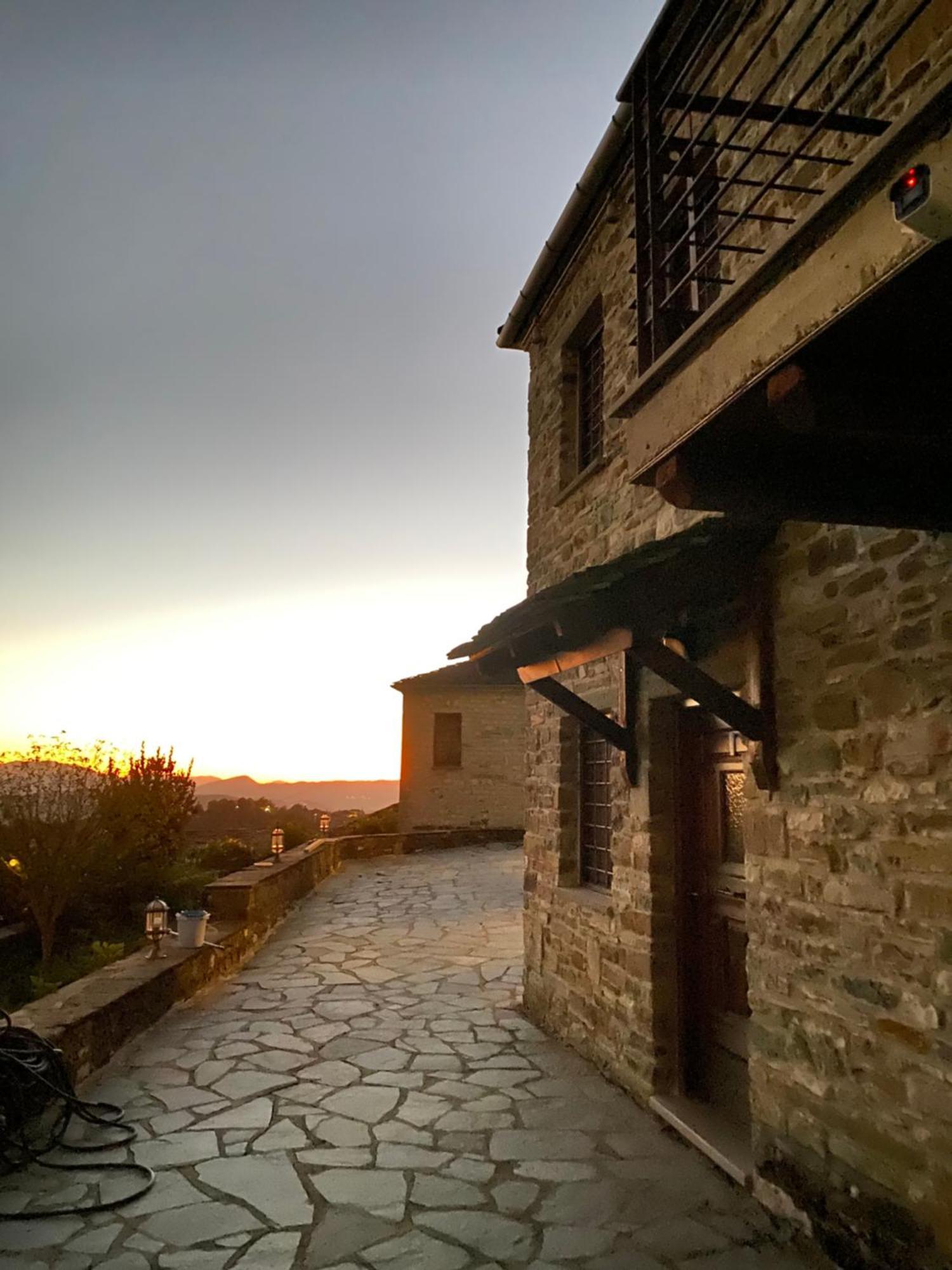 Ikojenia Traditional Lodge Pápingo Kültér fotó
